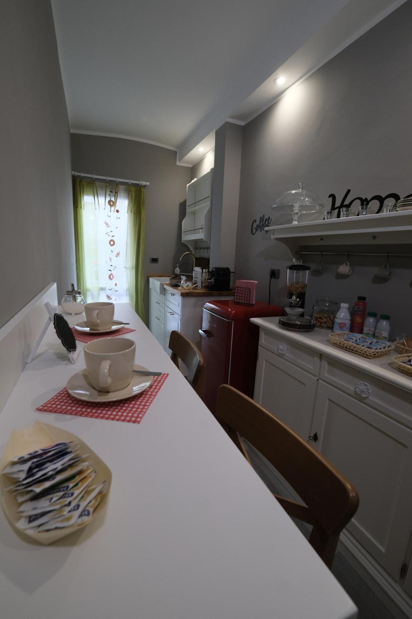 Il Poggiolo Fiorito Otel Taranto Dış mekan fotoğraf