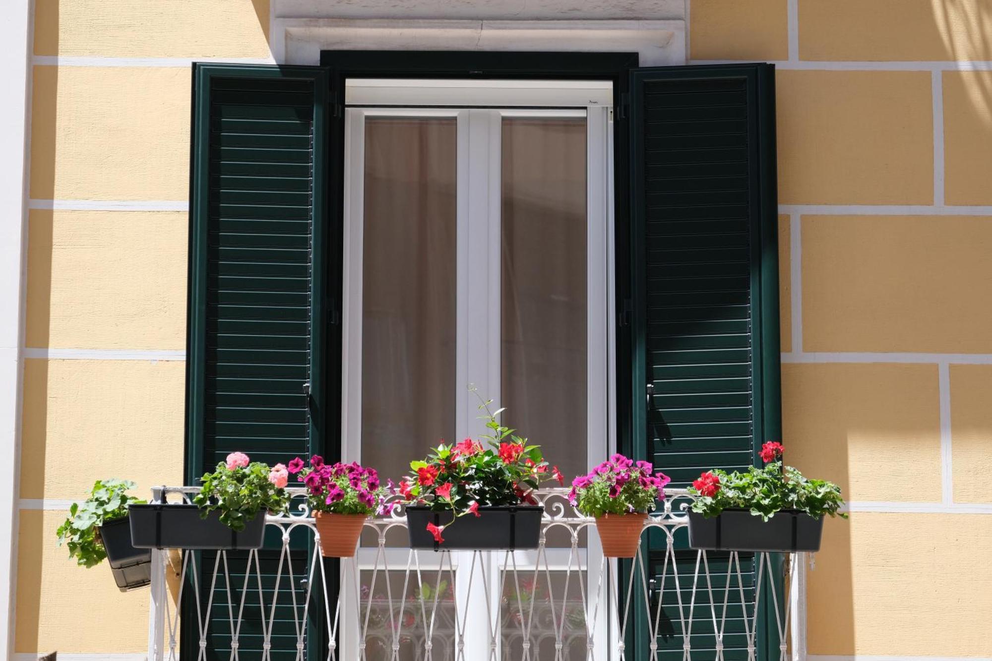 Il Poggiolo Fiorito Otel Taranto Dış mekan fotoğraf