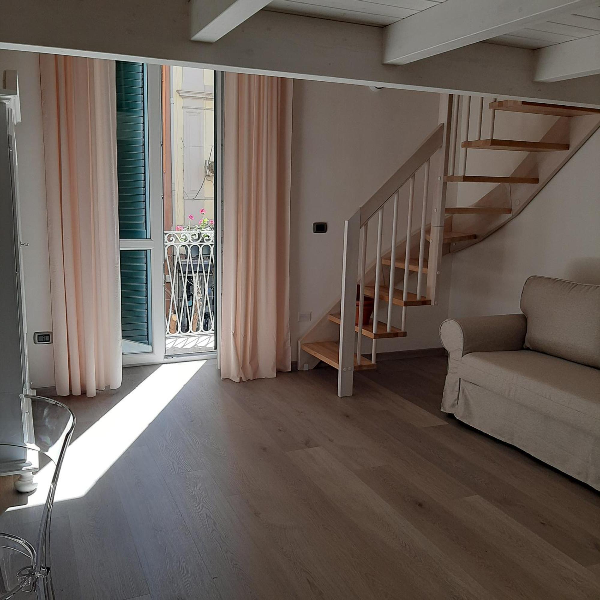 Il Poggiolo Fiorito Otel Taranto Dış mekan fotoğraf